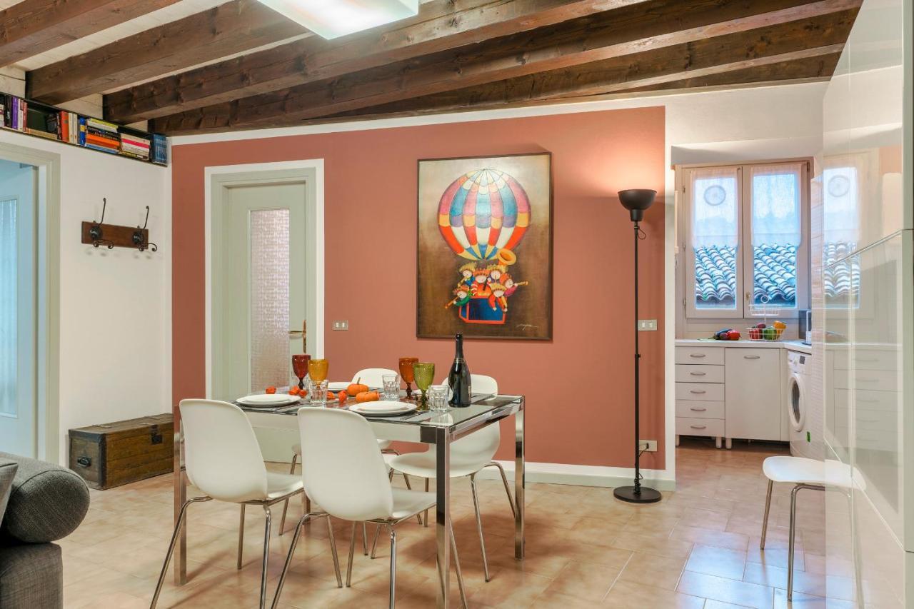 Iseo Portelle Holiday With Private Parking And Bike Storage Exterior foto